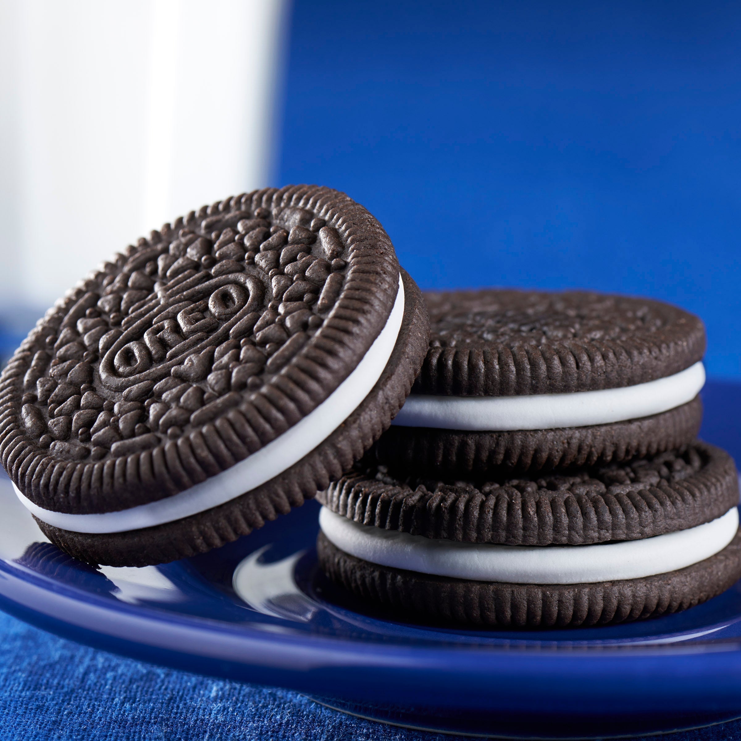 Chocolate Sandwich Cookies, Family Size, 2 Pack H1